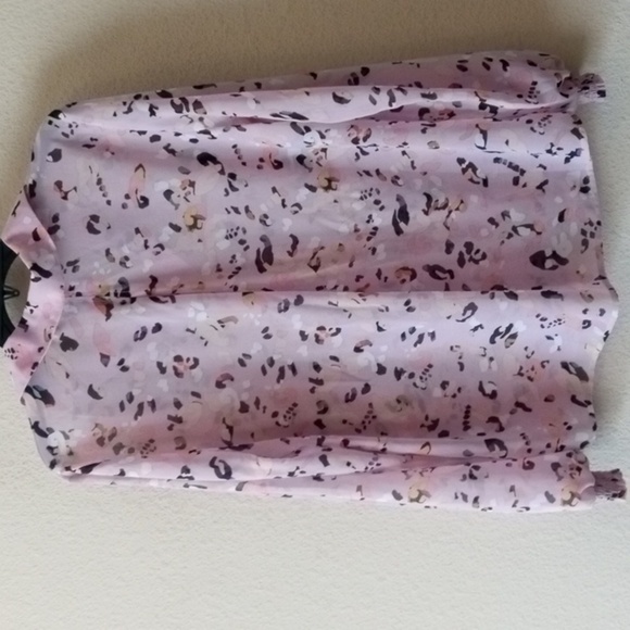 Cabi 6501 Blouse - Picture 4 of 6